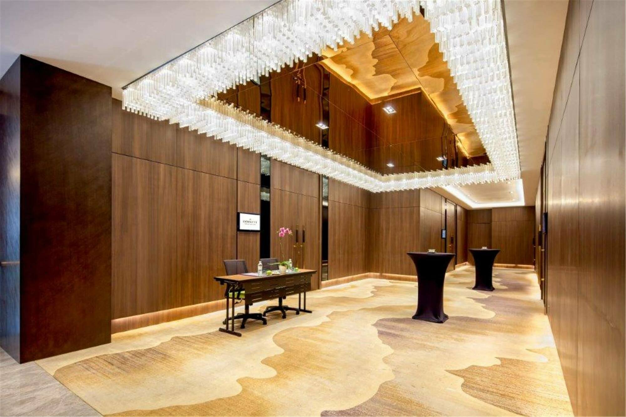 Dorsett Hartamas Kuala Lumpur Hotel Kültér fotó The Westin Convention Centre