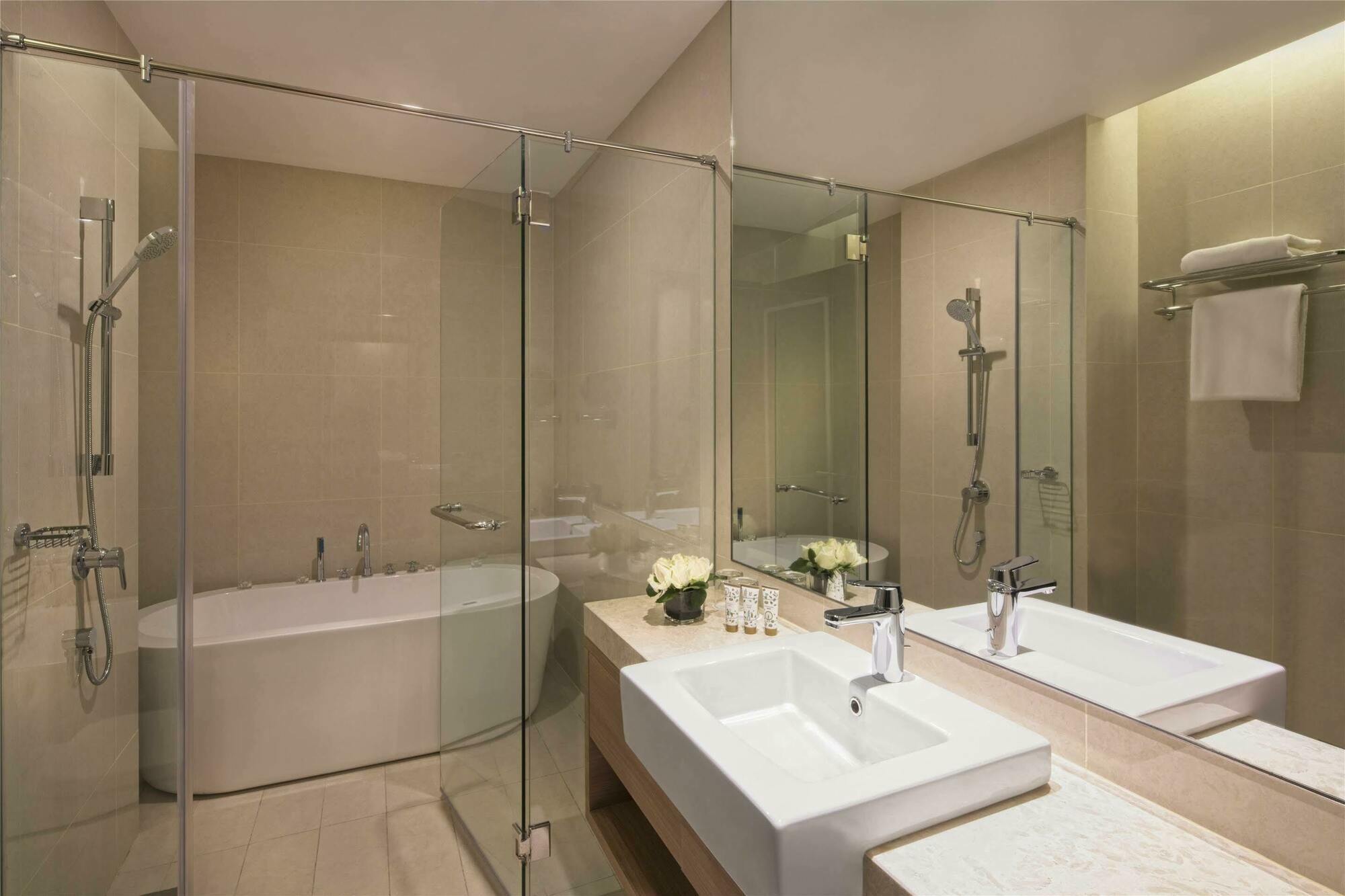 Dorsett Hartamas Kuala Lumpur Hotel Kültér fotó Bathroom